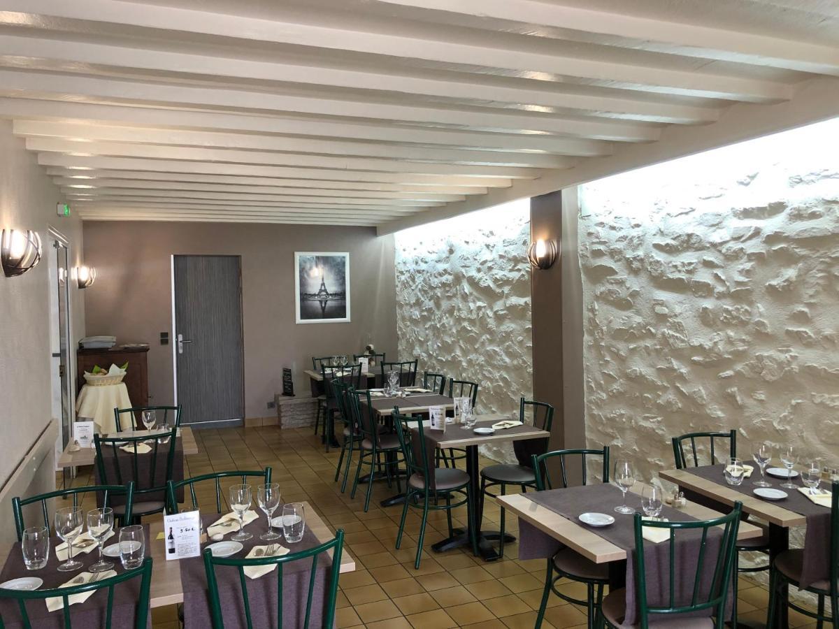Le Relais D'Etagnac Hotel Bagian luar foto
